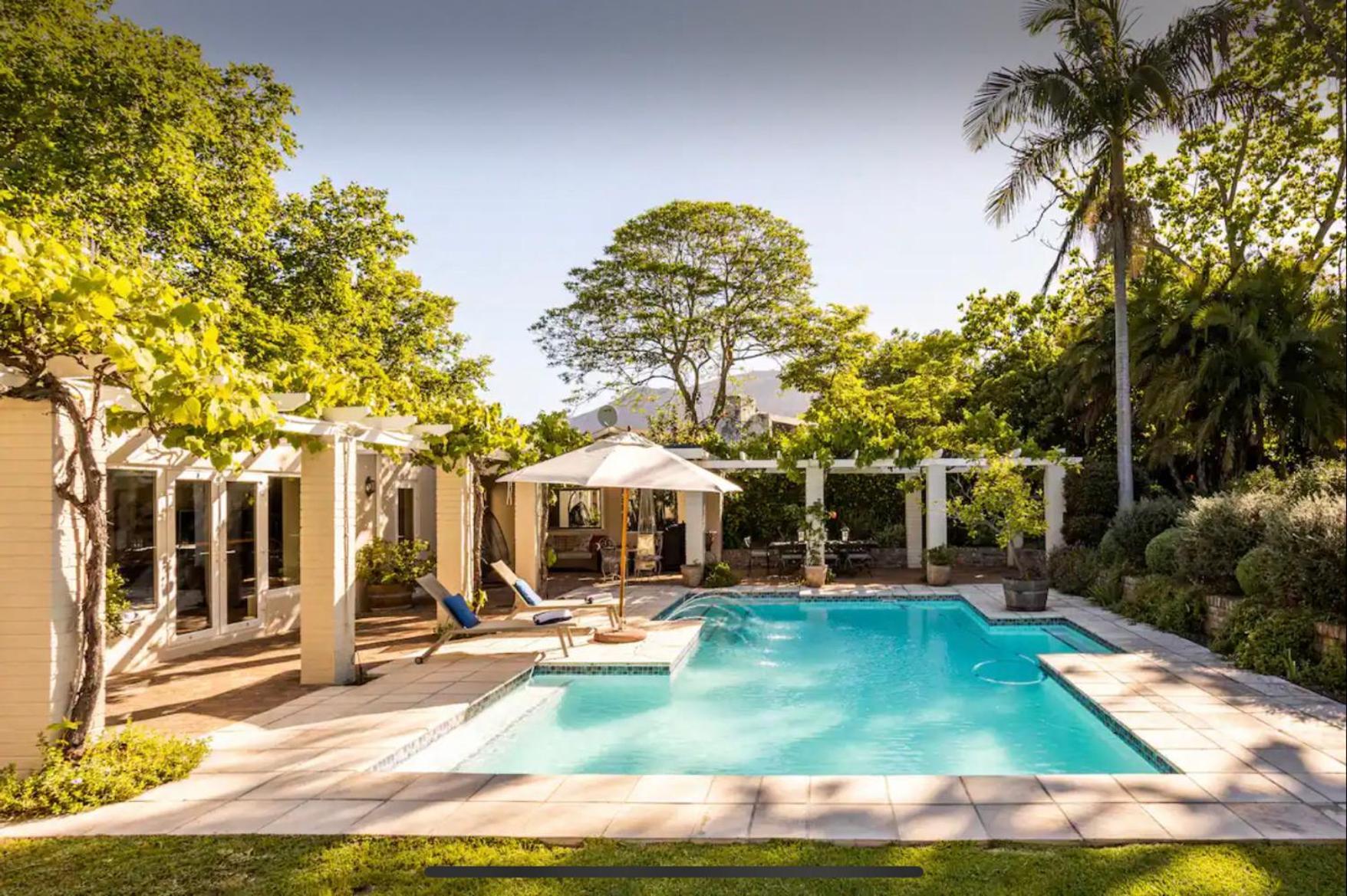 Guest Suite - Leafy Constantia Guest House Кейптаун Екстериор снимка